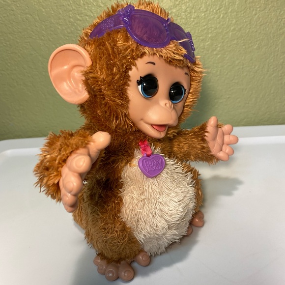 Hasbro FurReal Friends Baby Cuddles Monkey - Picture 11 of 12
